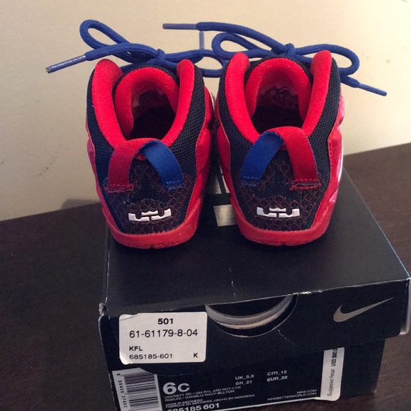 Nike Lebron XII Sneakers for Toddlers - Picture 2 of 3
